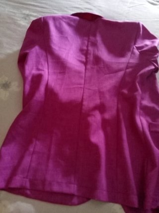 Traje de chaqueta y pantalón rosa