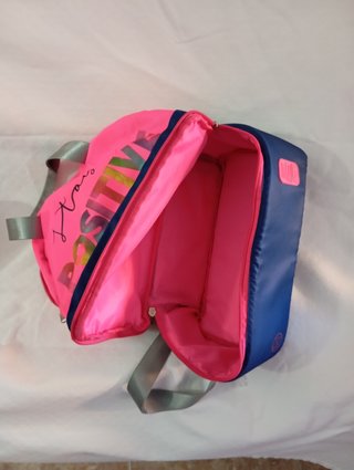 Bolsa pequeña tipo mochila