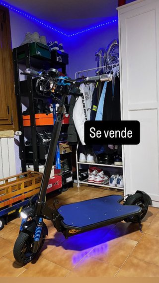 Patinete Eléctrico Azul