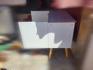 Armario blanco de madera