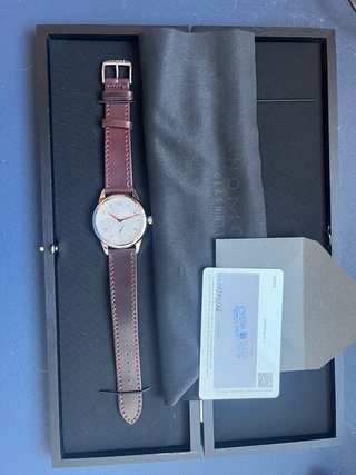 Reloj Nomos Club 703.1 Plata y Marrón