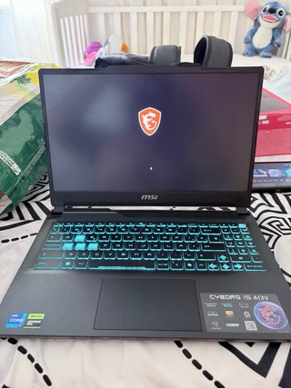 Portátil Gaming MSI Negro