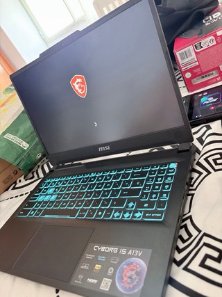 Portátil Gaming MSI Negro