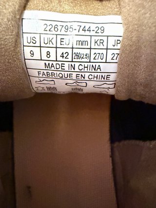 Zapatillas Levi's Marrones y Beige