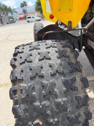 Quad Suzuki LTZ 400 Amarillo