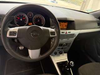 Opel Astra 2006