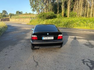 BMW e36 318ti compact