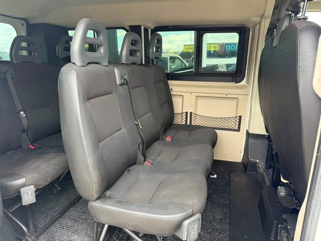 Peugeot Boxer Combi 5/9 Pl 330 L1H1 BlueHDi 88KW (120)