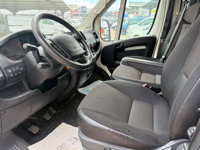 Peugeot Boxer Combi 5/9 Pl 330 L1H1 BlueHDi 88KW (120)