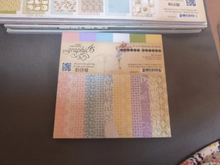 Kit Papel Scrapbooking Graphic 45 Secret Garden