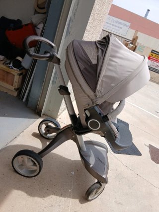Carro Stokke Beige