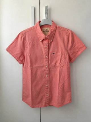 Camisa y Camiseta Hollister