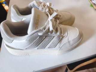 Zapatillas Adidas talla 41 1/3
