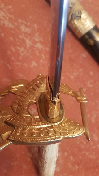 Wakizashi decoración oro