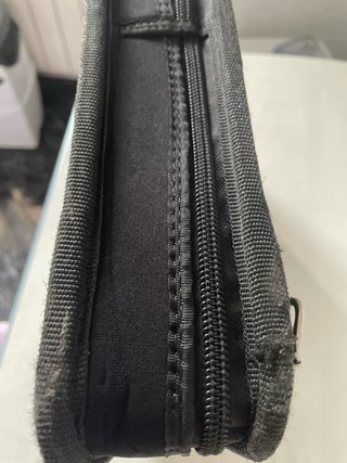 2 fundas portátil y otra bolsa para portátil.