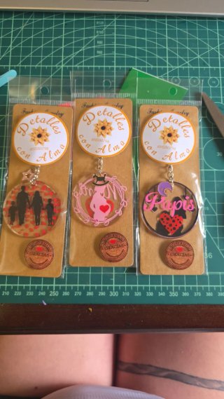 Llaveros personalizados Detalles con Alma