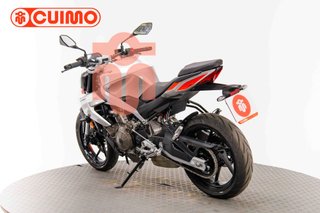 APRILIA TUONO 457