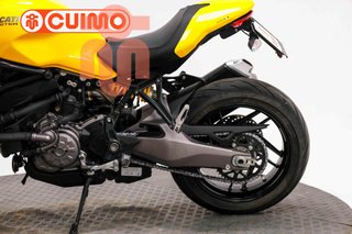 DUCATI MONSTER 821