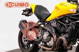 DUCATI MONSTER 821