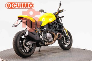 DUCATI MONSTER 821