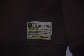 Sudadera NudeProject Mom, I swear its oregano