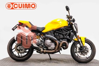 DUCATI MONSTER 821