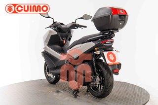 KYMCO SKYTOWN 125