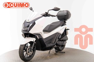 KYMCO SKYTOWN 125