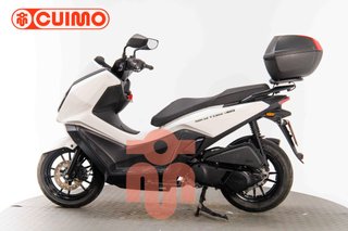 KYMCO SKYTOWN 125