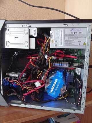 Torre PC Medion Intel i7 Negra