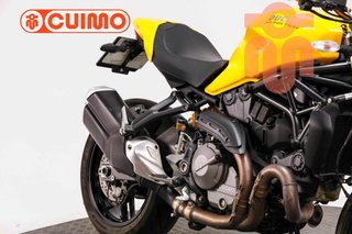 DUCATI MONSTER 821