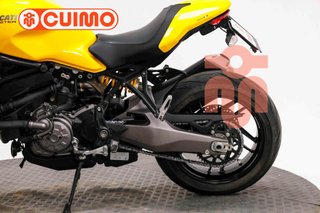 DUCATI MONSTER 821