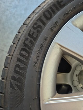 4 Llantas Seat Originales con Neumáticos