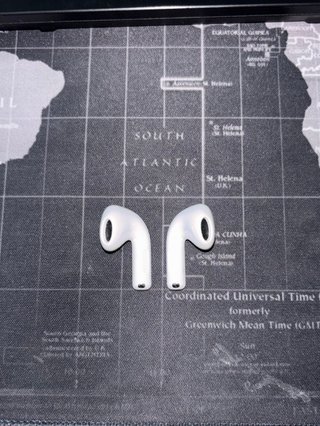 Auriculares Apple AirPods sueltos