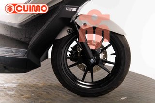 KYMCO SKYTOWN 125