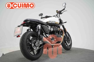 TRIUMPH SPEED TWIN 1200