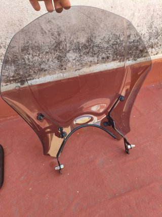 Cúpula Puig ahumada para royal enfield interceptor