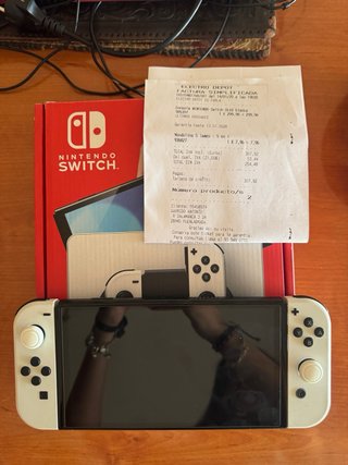 Nintendo Switch OLED Bianca e Nera