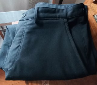 Pantalón chino negro hombre