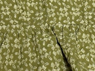Top verde con estampado floral