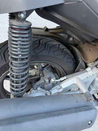 Yamaha XMax 250 Gris