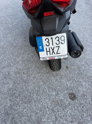 Yamaha XMax 250 Gris