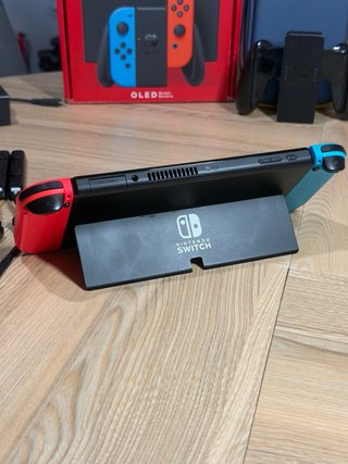 Nintendo Switch OLED + Accessori