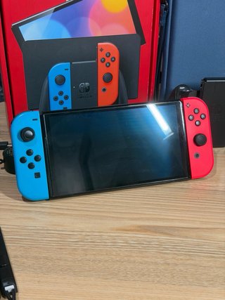 Nintendo Switch OLED + Accessori