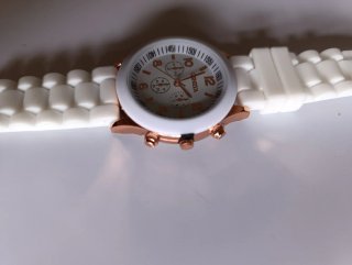 Reloj Blanco, Nuevo.