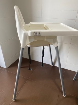 Trona IKEA Antilop con bandeja