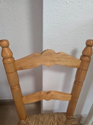 OFERTA: silla+mesa 25€. Silla infantil madera y en