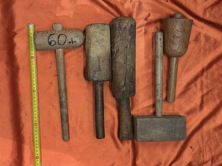 Lote de 5 mazos de madera rústicos antiguos