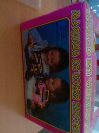 Maquina de coser electrica