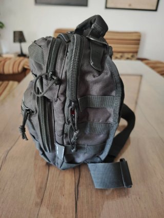 Mochila bandolera Mil-tec Negra